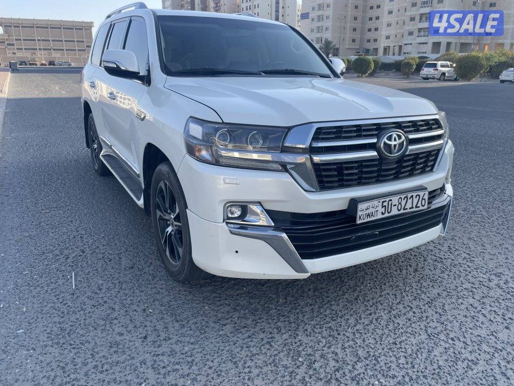 تويوتا لاندكروزر6