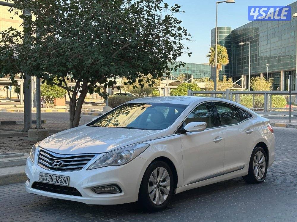 للبيع هيونداي ازيرا موديل 2014 وارد الوكاله0