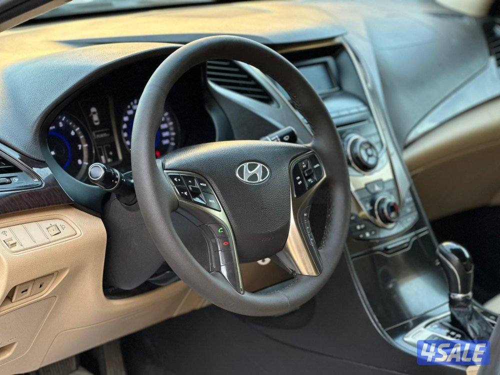 للبيع هيونداي ازيرا موديل 2014 وارد الوكاله5