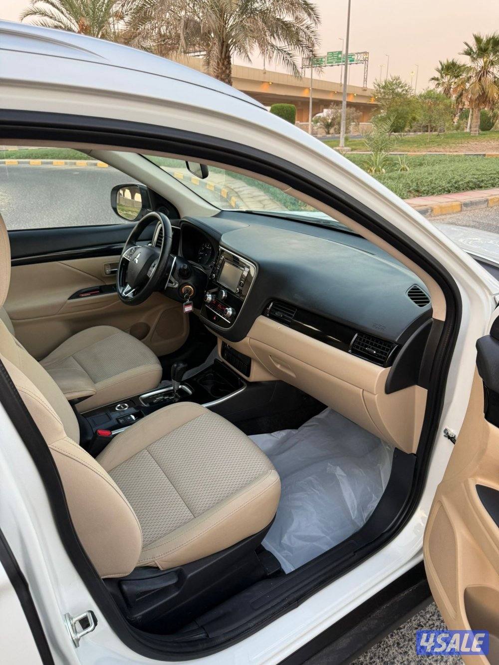 أوت لاندر 2020 صبغ الوكاله شرط الفحص الكامل كامل المواصفات8