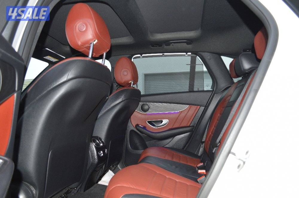 مرسيدس GLC 200 4MATIC 2022 – حالة ممتازة9