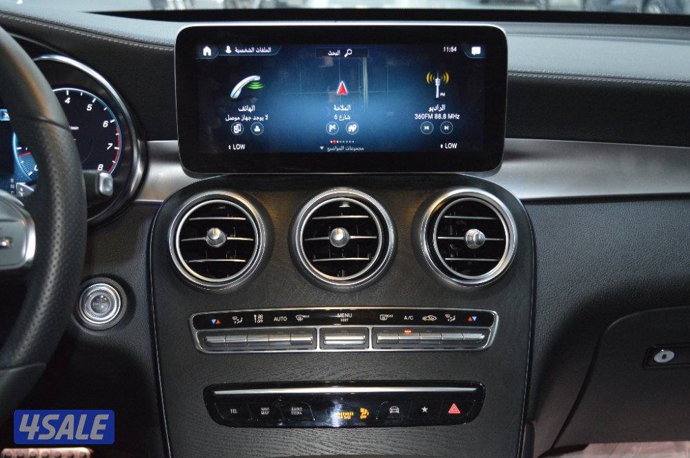 مرسيدس GLC 200 4MATIC 2022 – حالة ممتازة12