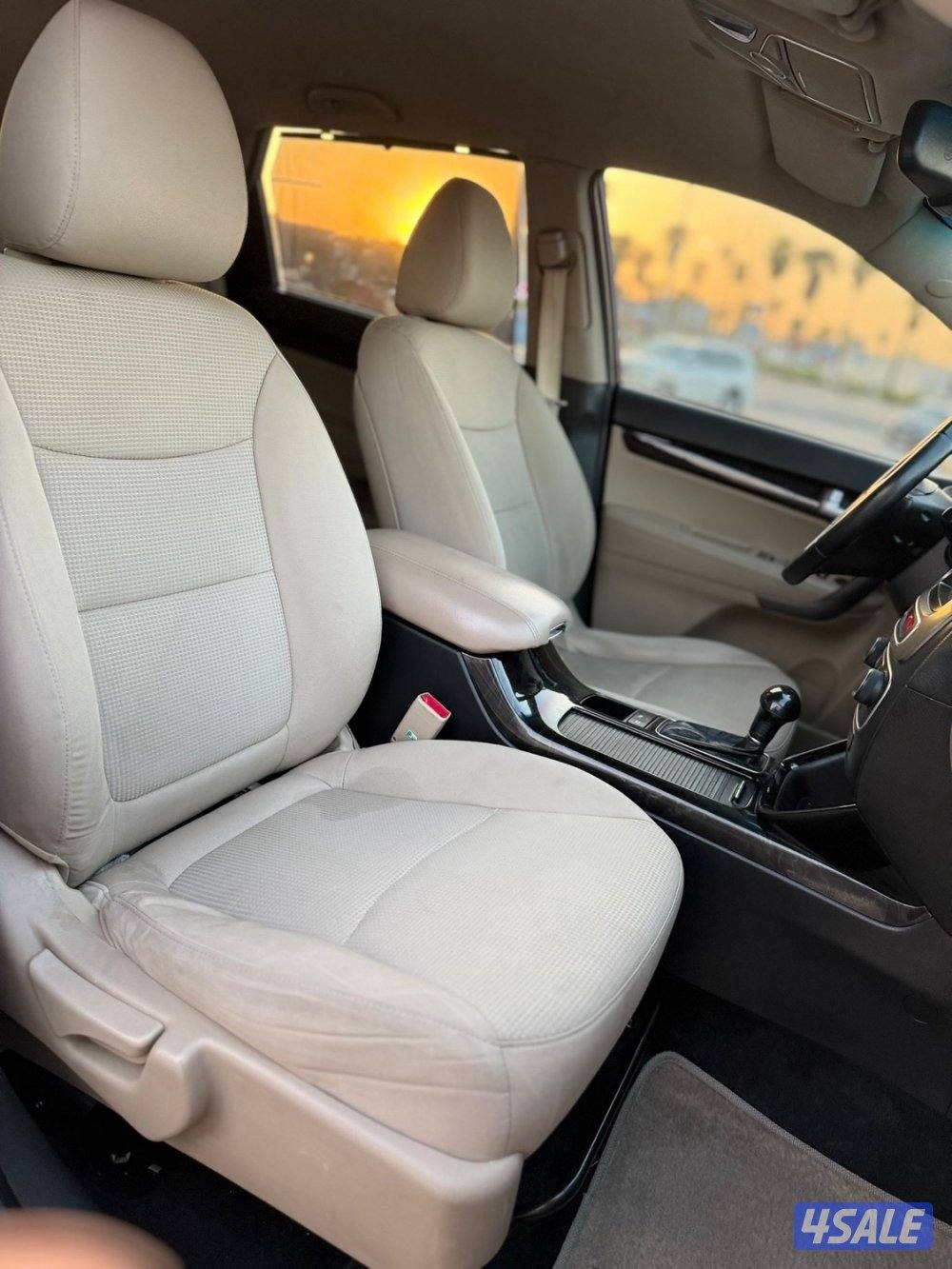 كيا سورينتو - موديل 2014 - عداد 247 - وارد المطوع - 7 راكب - شرط الفحص6