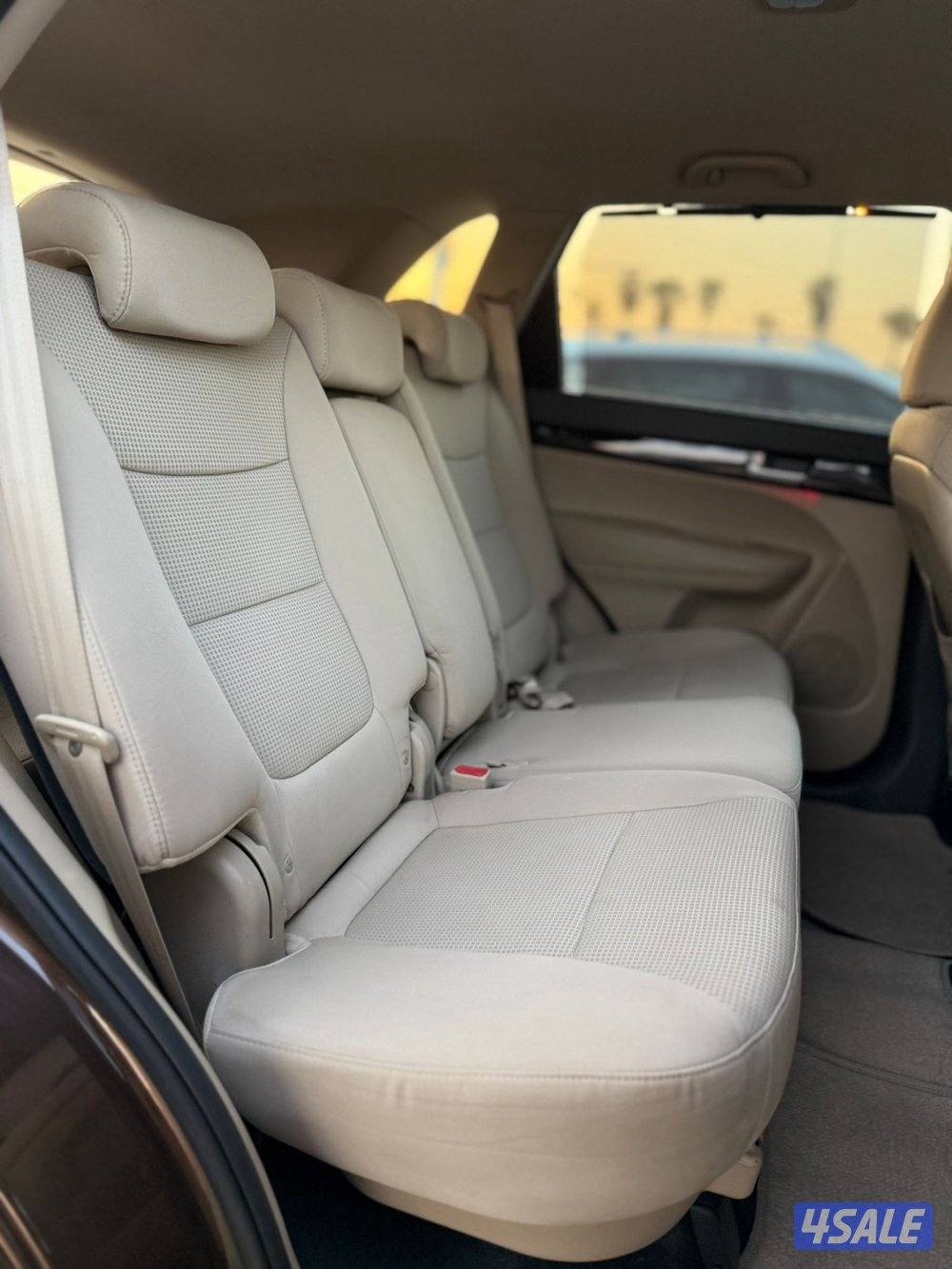 كيا سورينتو - موديل 2014 - عداد 247 - وارد المطوع - 7 راكب - شرط الفحص7