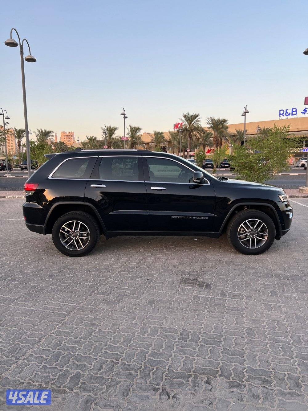 📍جراند شيروكي صبغ وكاله 📍4