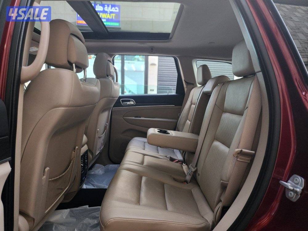 جيب غراند شيروكي ليمتد أعلى مواصفات عداد ١٠٠ ألف موديل ٢٠٢١شرط الفحص5