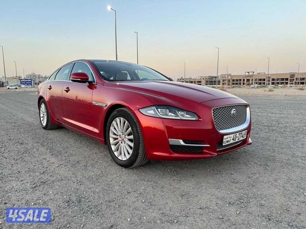 جاكوار XJ موديل ٢٠١٦ ماشي ٧٩ ألف0