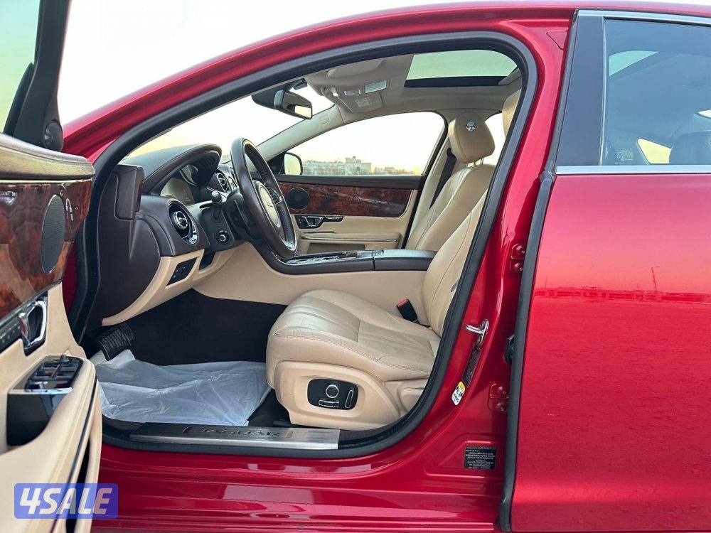 جاكوار XJ موديل ٢٠١٦ ماشي ٧٩ ألف5