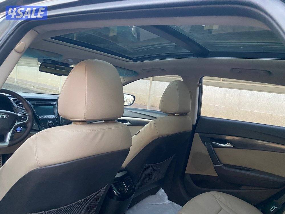 هيونداي 2015 i40 عداد147 الف وارد الوكاله فل اوبشن5