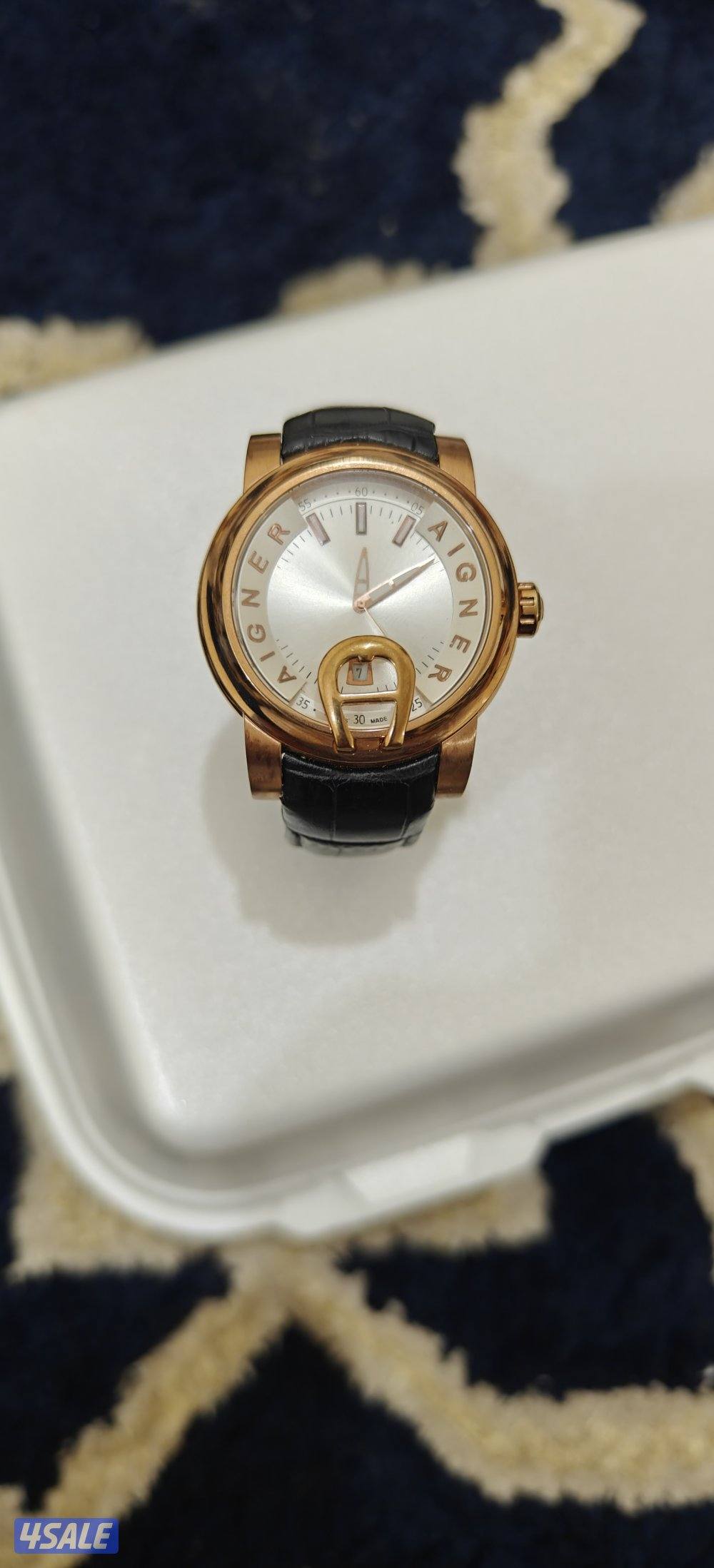 للبيع ساعه اقنر0