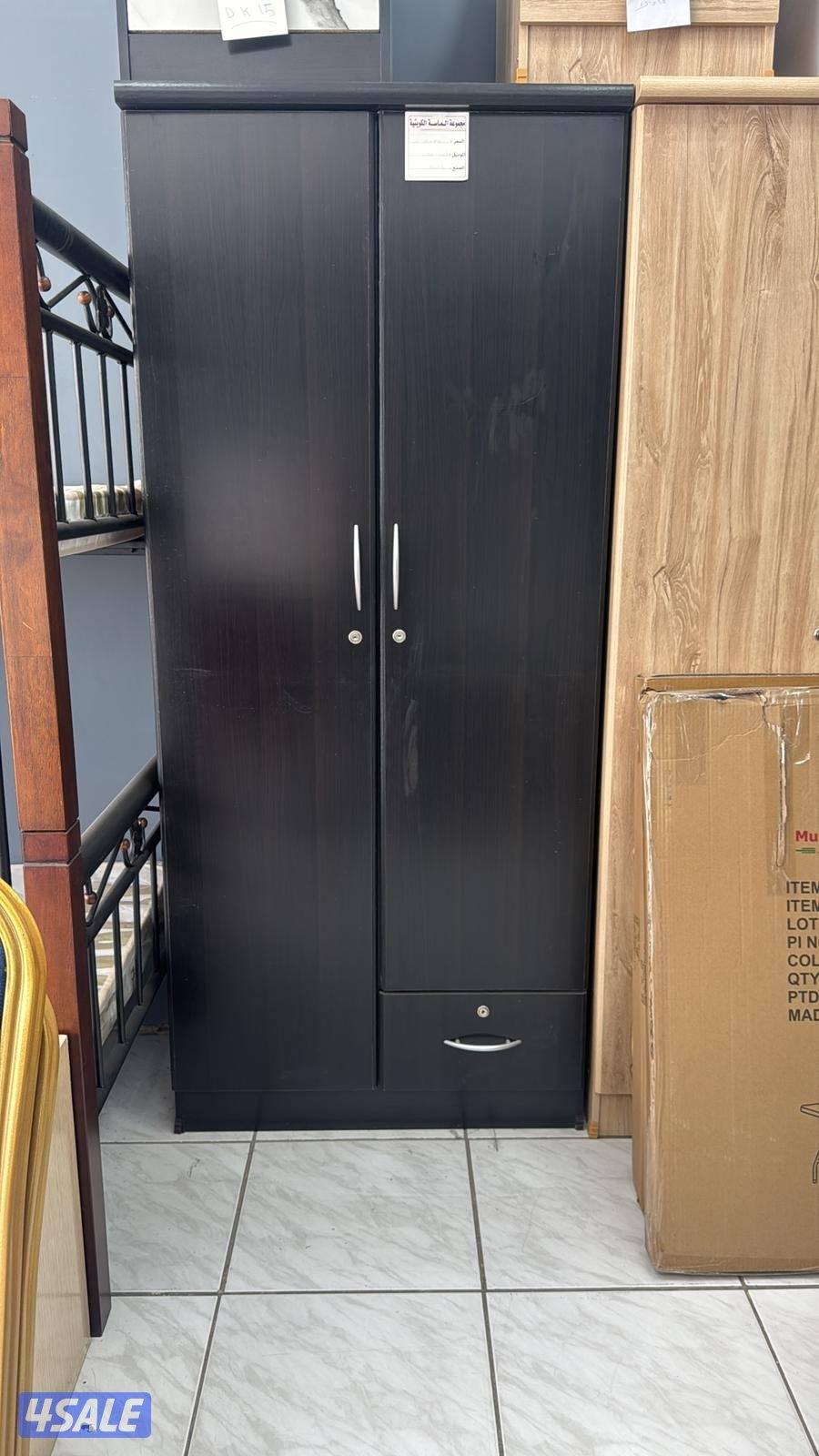 كبتات للبيع ٢ باب ارفف وعلاق5