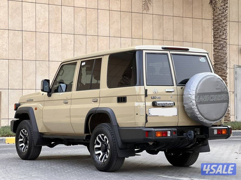 لاندكروزر نص / ٢٠٢٥2