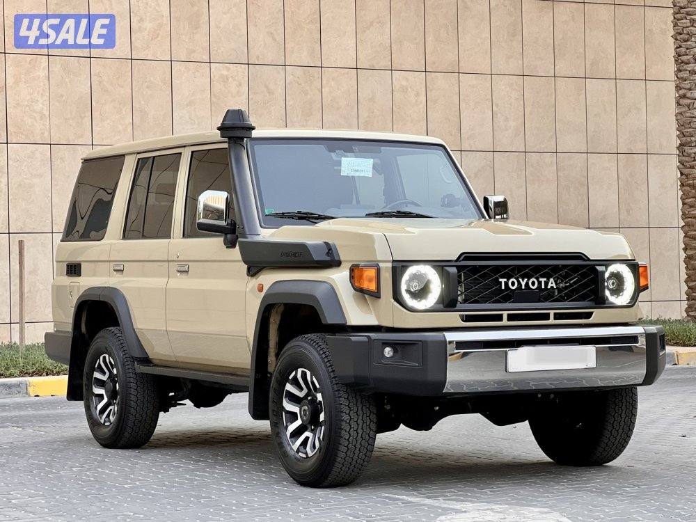 لاندكروزر نص / ٢٠٢٥5