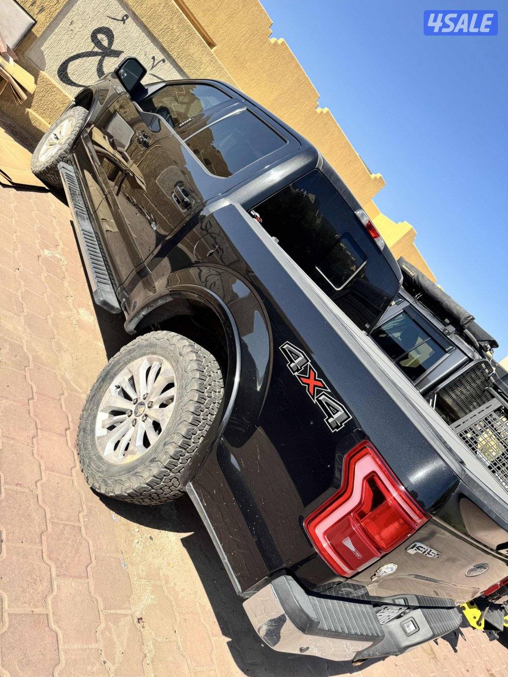 وانيت فورد موديل 2015 ماشي 450 km وارد امريكا2