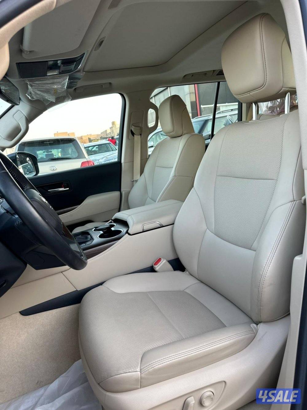 لاند كروزر GXR ايرو بدون تيربو الساير موديل 2022 عداد 326