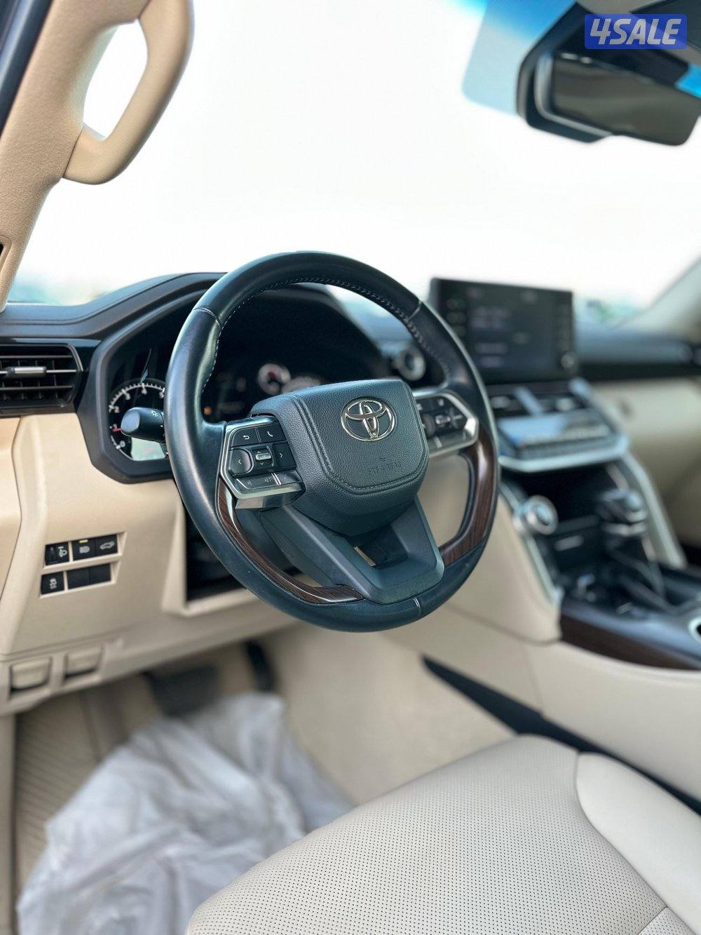 لاند كروزر GXR ايرو بدون تيربو الساير موديل 2022 عداد 327