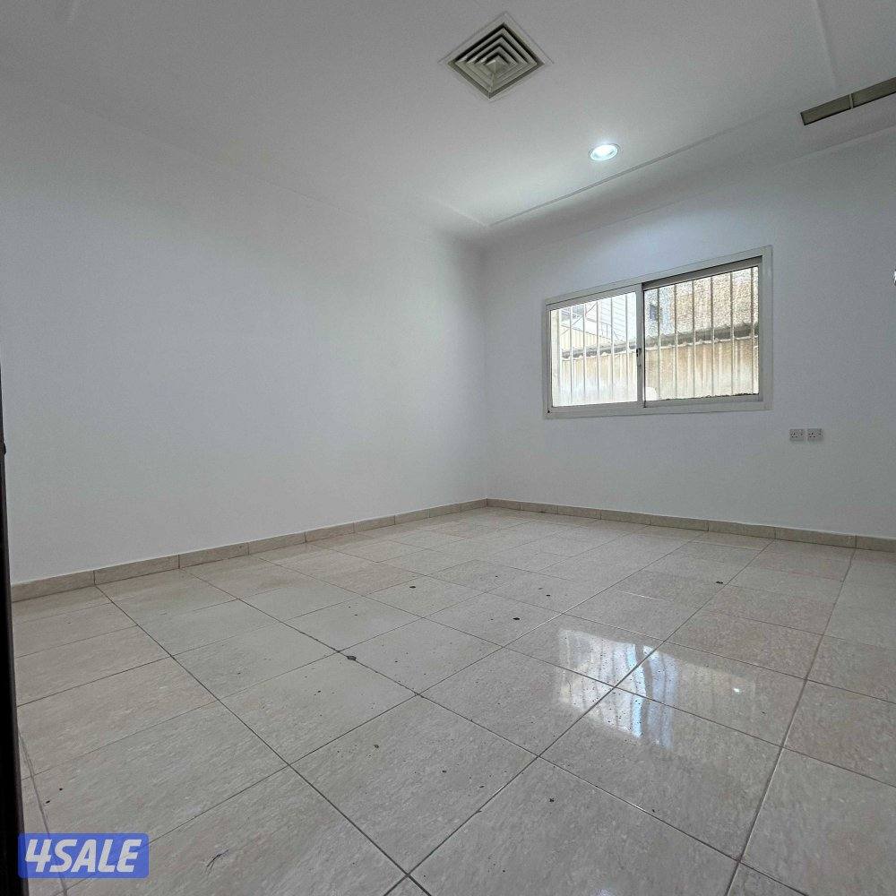 شقة دور أرضي للإيجار في سلوى قطعة 122