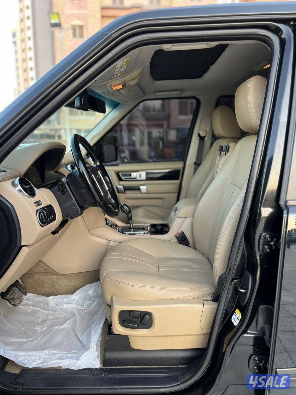 دسكفري 2010/LR4 ماشي 160 الف بحالة الوكاله صبغ الوكاله شرط الفحص11