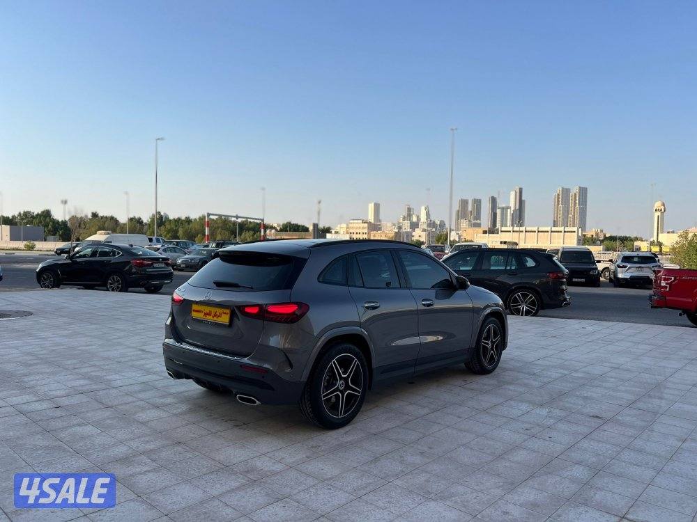 مرسيدس 2024/GLA200 ماشي 30 الف بحالة الوكاله صبغ الوكاله5
