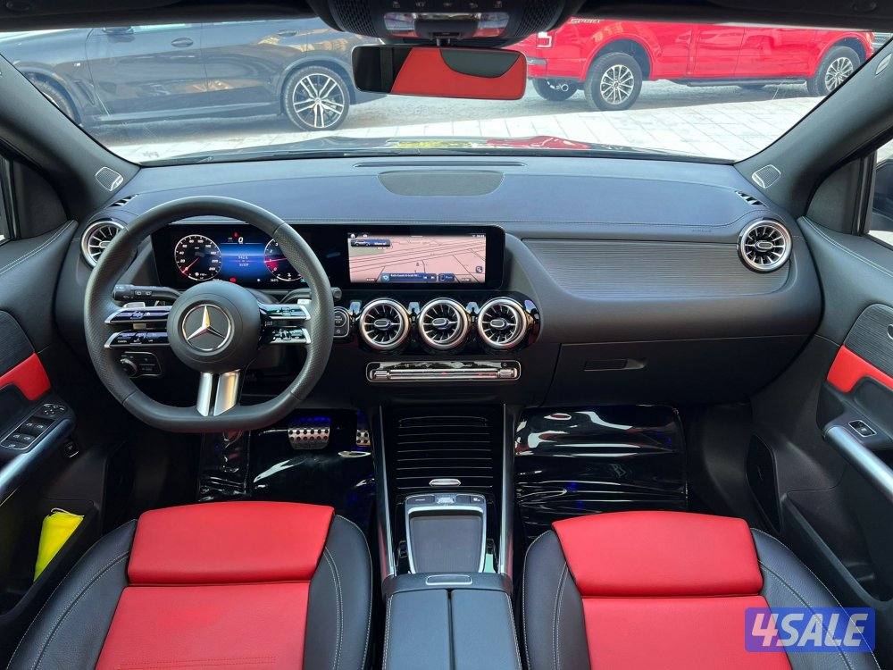 مرسيدس 2024/GLA200 ماشي 30 الف بحالة الوكاله صبغ الوكاله9