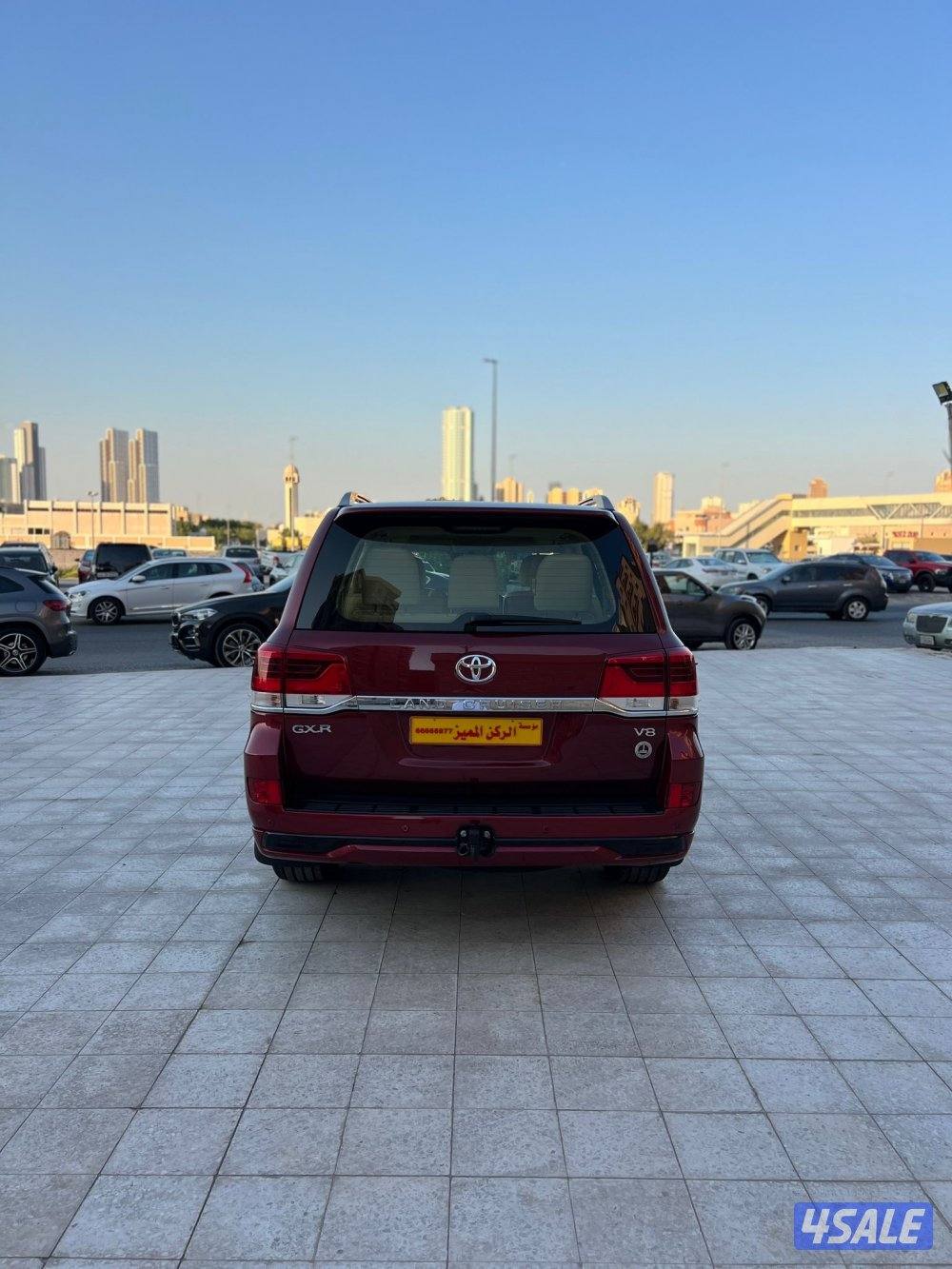 لاند كروزر 2016 GX.R ماشي 120 الف بحالة الوكاله صبغ الوكاله شرط الفحص6