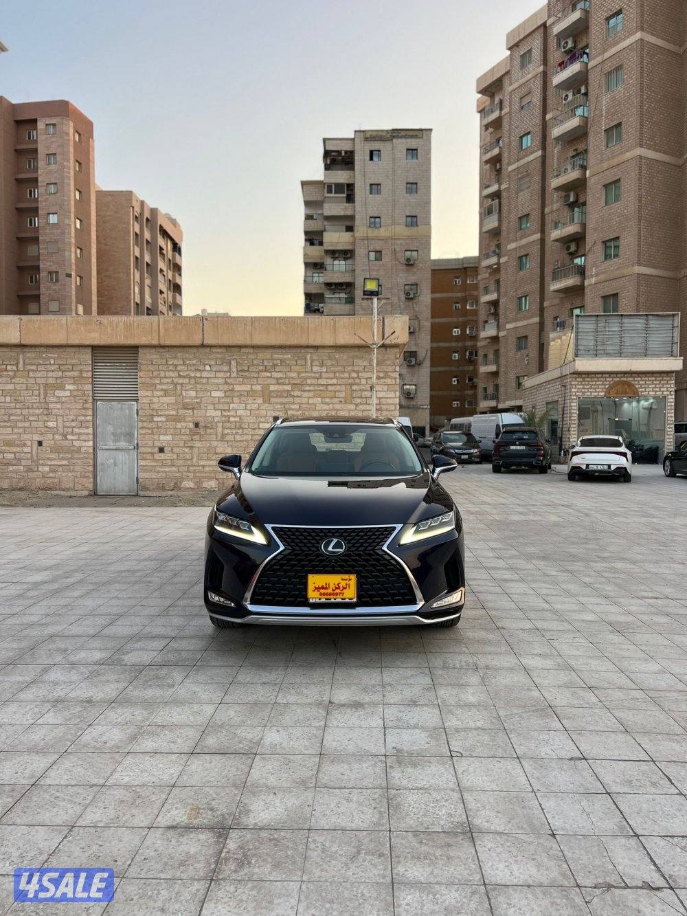 لكزس 2020/RX350 ماشي 120 الف بحالة الوكاله صبغ الوكاله شرط الفحص1