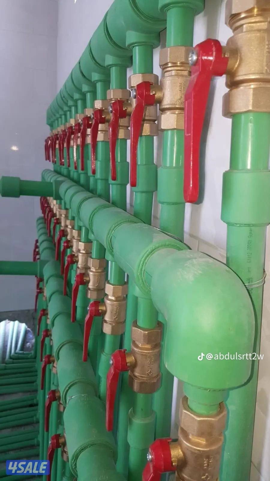 فني صحي وعازل وسيراميك تكسير وترميم ومساح وصباغ ودكورات وكهرباء10