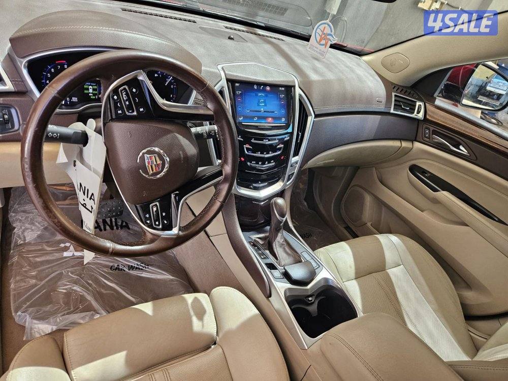 للبيع جيب كاديلاك srx1