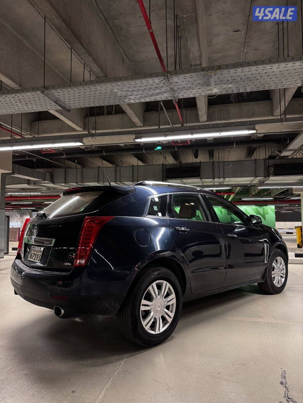 كاديلاك SRX عداد 115 الف فقط1