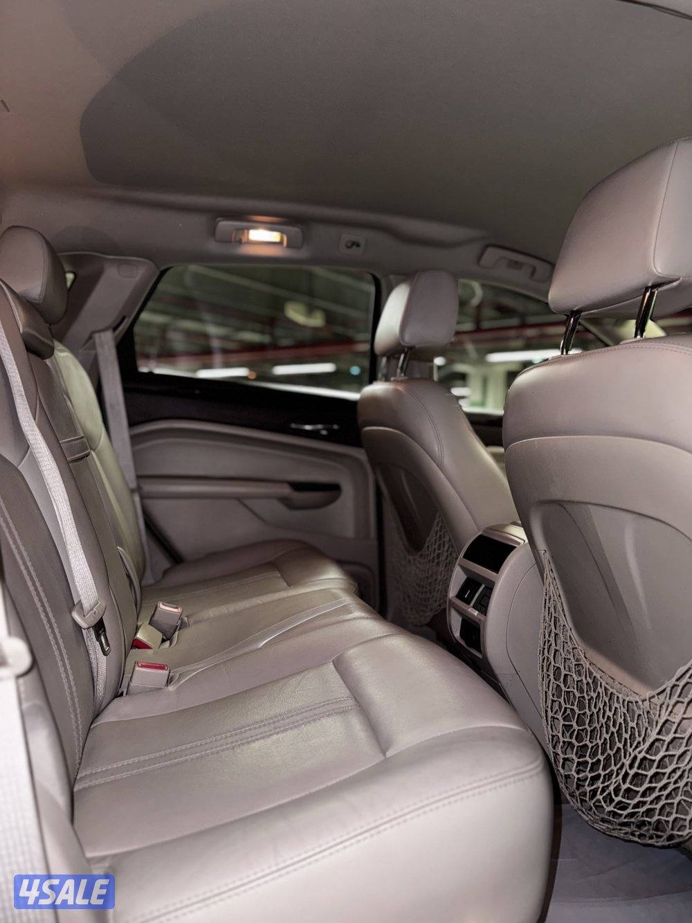 كاديلاك SRX عداد 115 الف فقط5