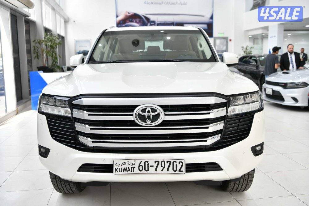 تويوتا لاندكروزر GXR توين تيربو - صبغ وكالة1