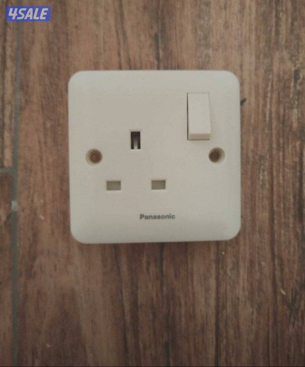 كهربائي فني0