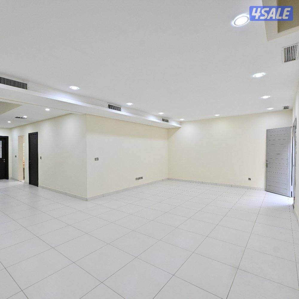 بيت دوبلكس للإيجار في منطقة اشبيلية بمساحة 272 متر / مخصص للعائلات1