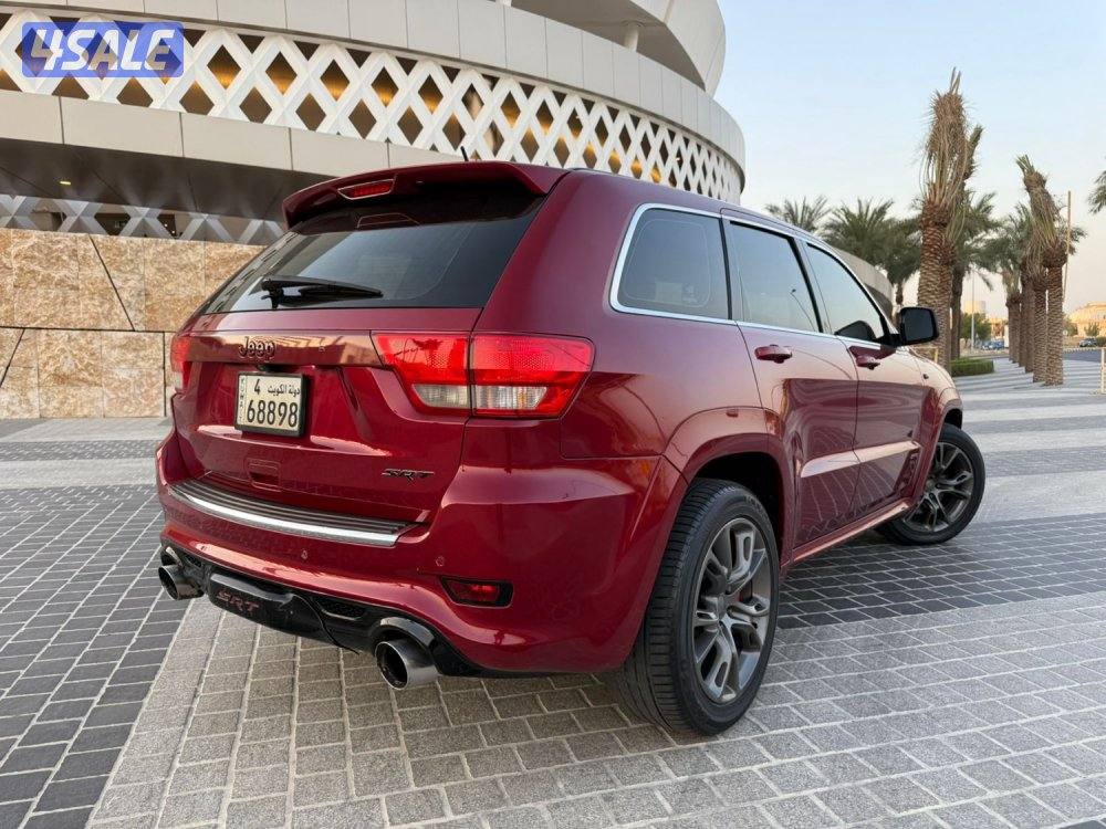 جراند شيروكي // SRT 8 // 2013 //6