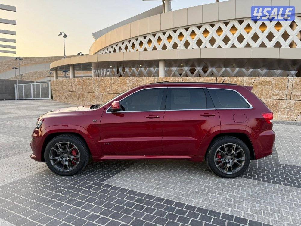 جراند شيروكي // SRT 8 // 2013 //10