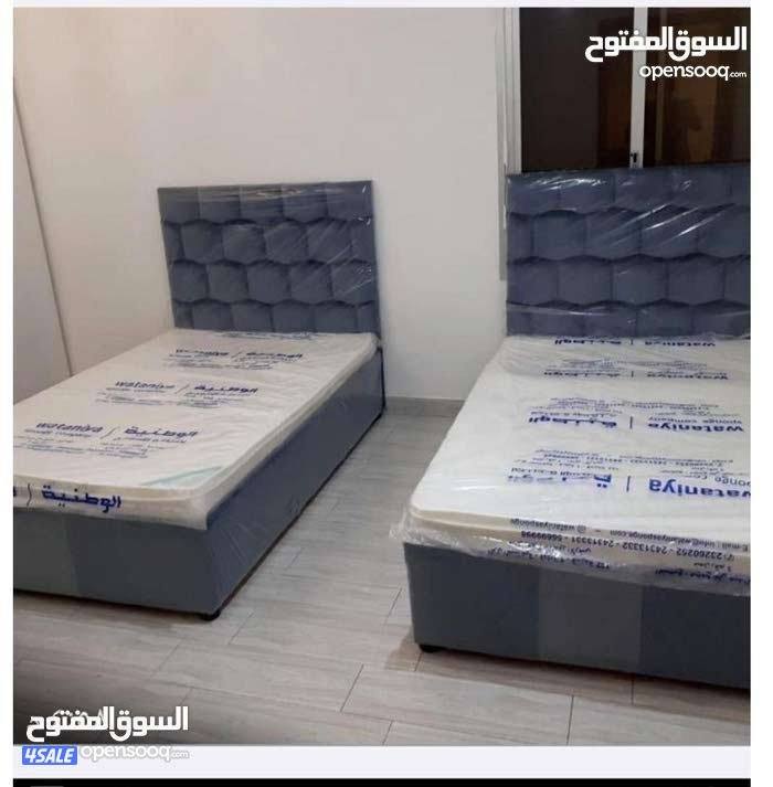 للبيع سرير طبيه وفرشات3