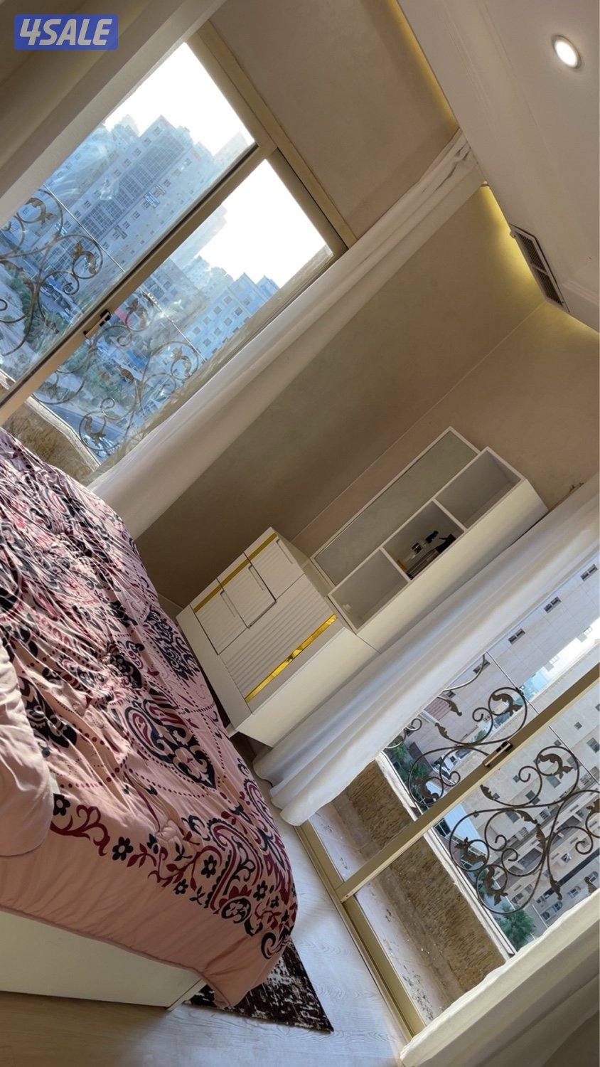 للبيع شقه خلو علي البحر5