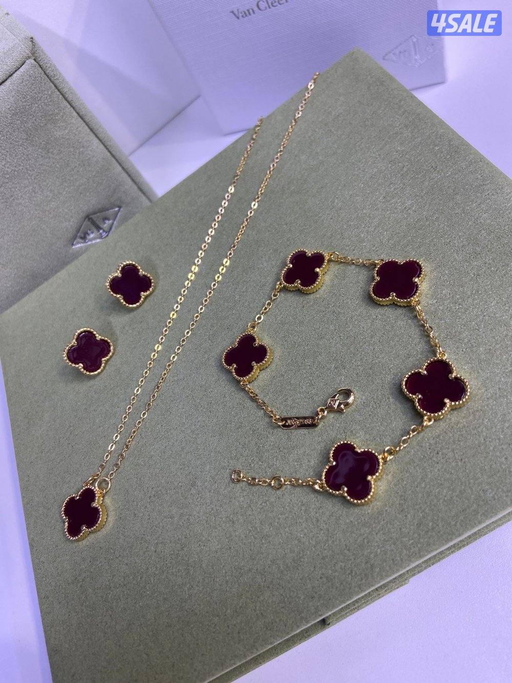 لدينا أقوي تشكيلة من الاكسسوارات النسائية ماستر كوالتي15