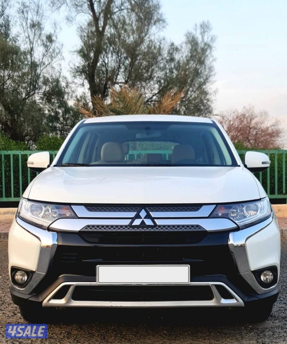 Outlander 22 original paint except 2 pieces5