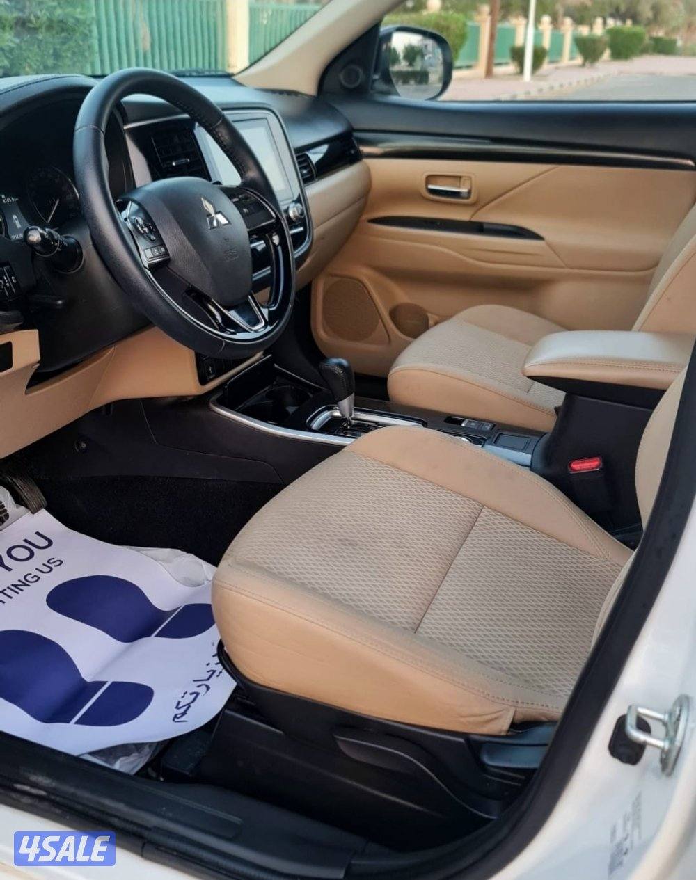 Outlander 22 original paint except 2 pieces8