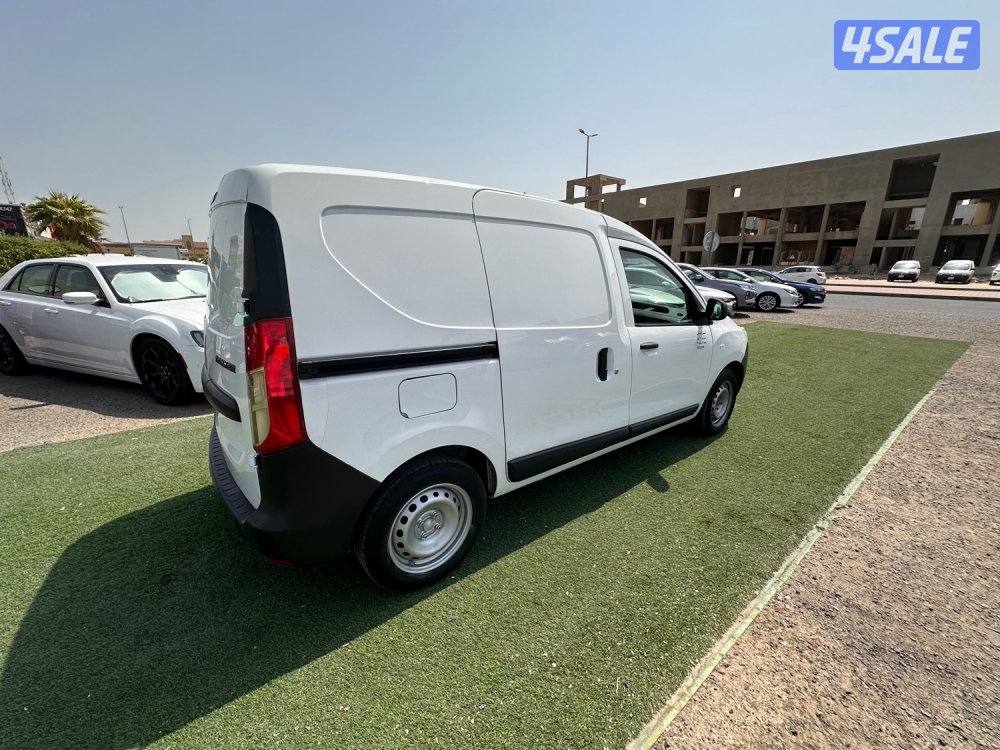 🚘 رينو دوكر 2021  عداد 91الف3