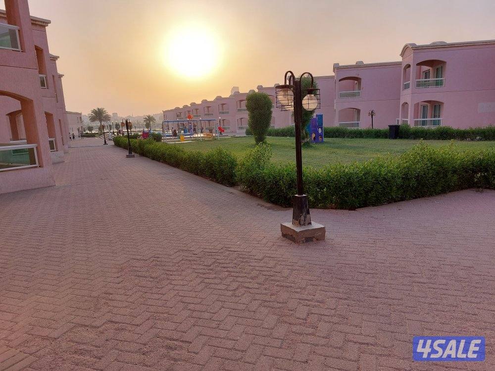 للبيع شاليه في منتزة الوطنيه طريق٢٩٠ على السوم1