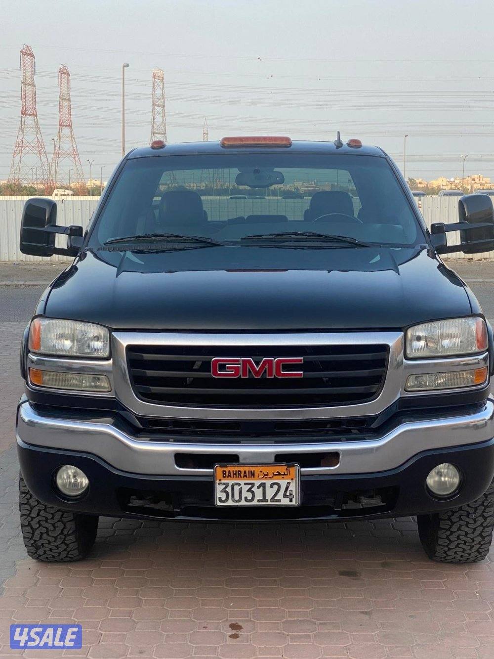 للبيع وانيت دينالي ديزل GMC سيرا موديل 20081