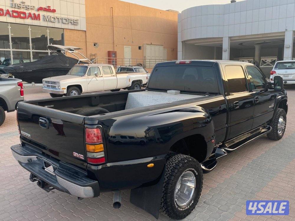 للبيع وانيت دينالي ديزل GMC سيرا موديل 20082