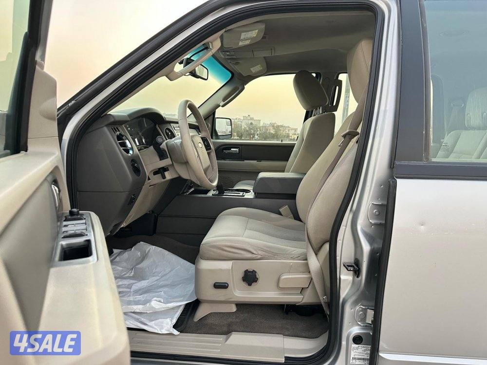 فورد اكسبيديشن ٢٠١٤ في قمة النظافة10