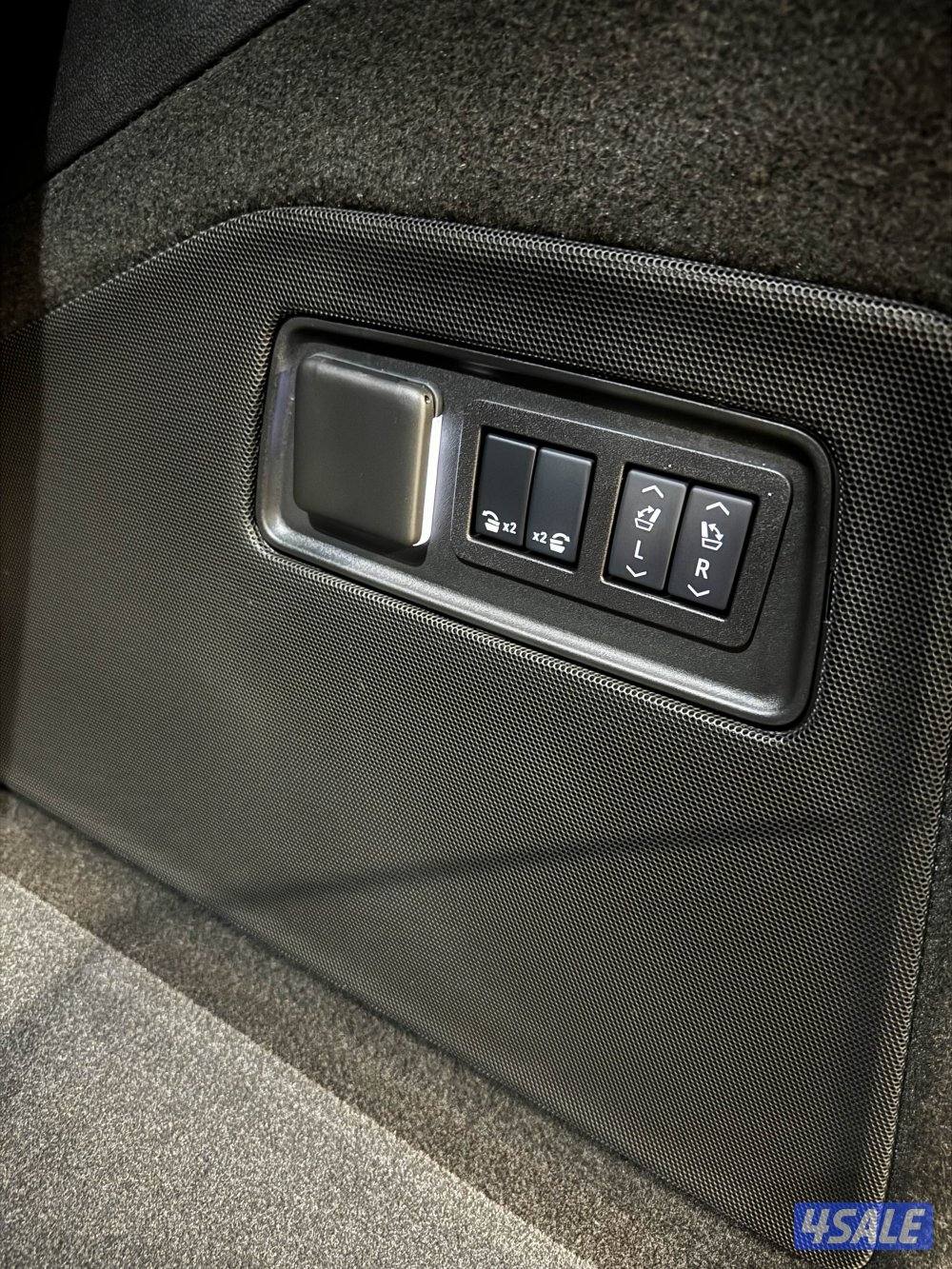 للبيع سكاليد ٢٠٢٥ SPORT PLATINUM ((أصفار))9