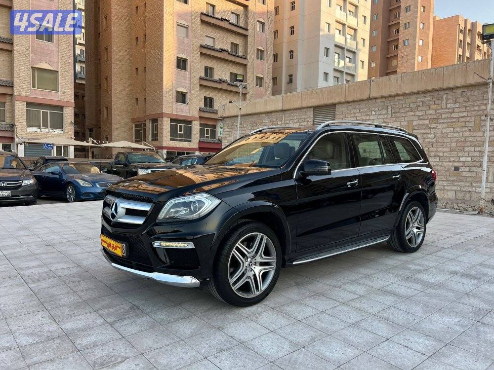 مرسيدس 2013/GL500 ماشي 118 الف بحالة الوكاله صبغ الوكاله شرط الفحص0