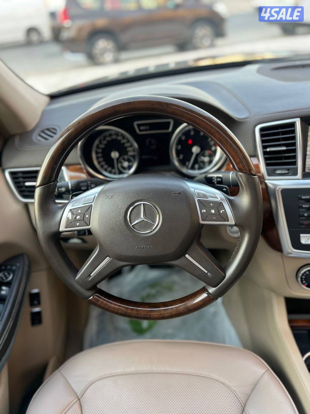 مرسيدس 2013/GL500 ماشي 118 الف بحالة الوكاله صبغ الوكاله شرط الفحص10