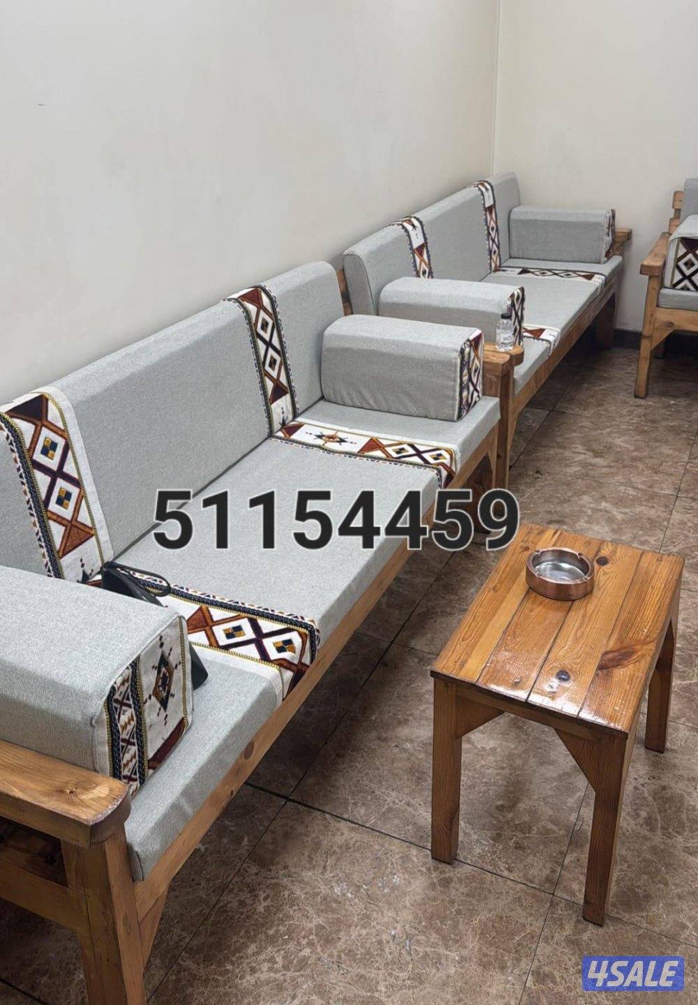 كراسي خشب للحدائق والديوانيات3