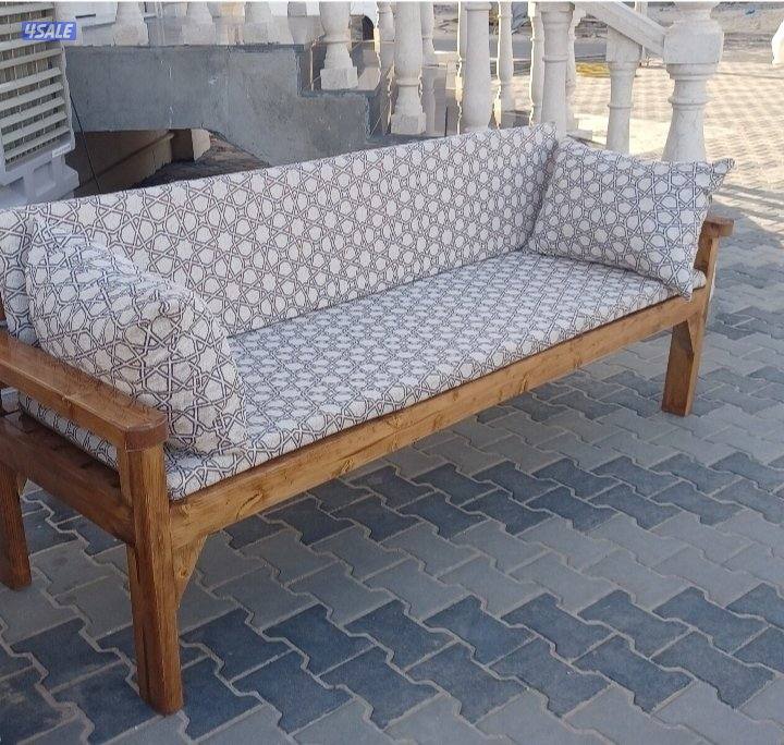 كراسي خشب للحدائق والديوانيات8